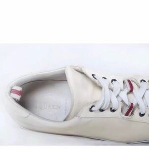 Alexander McQueen off white, skull embossed